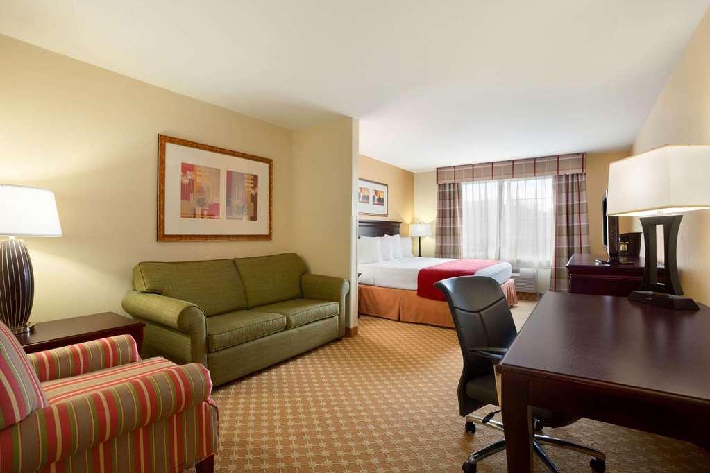 Country Inn & Suites By Radisson, Washington At Meadowlands, Pa Room photo