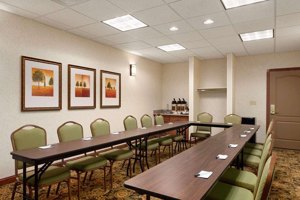 Country Inn & Suites By Radisson, Washington At Meadowlands, Pa Facilities photo
